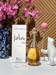 Dior J'adore Eau de Parfum (100ml) | Elegant & Timeless Women’s Perfume